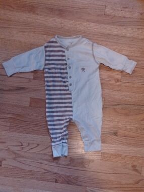 Neutral Mint Green & 🤎 Striped & Solid Baby One-Piece Romper Onesie Jumper